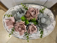 Cestone Ovale Vimini con Fiori in Pannolenci