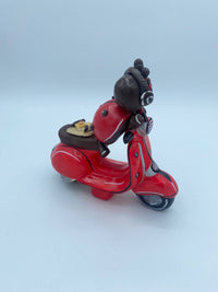Vespa con Decorazioni in Porcellana Fredda
