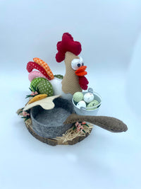 Creazione con Galletti in Pannolenci