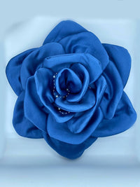 Cuscino In Raso A Forma Di Rosa e Peonia