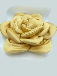 Cuscino In Raso A Forma Di Rosa e Peonia